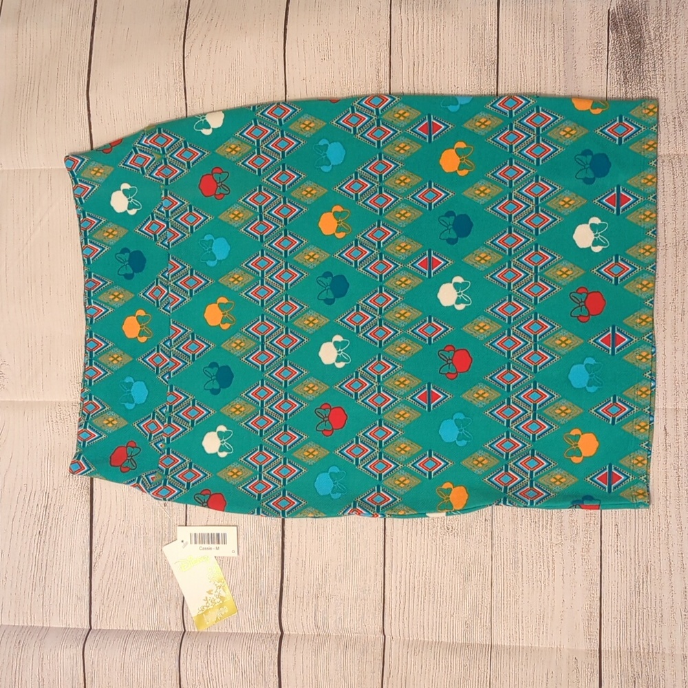 Lularoe Cassie Med multi-colors